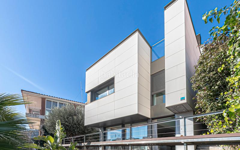 Foto df687cea-cccc-4502-8e7e-b6eee8d9476d. Casa con riscaldamento parcheggio in Sant Genís dels Agudells Barcelona