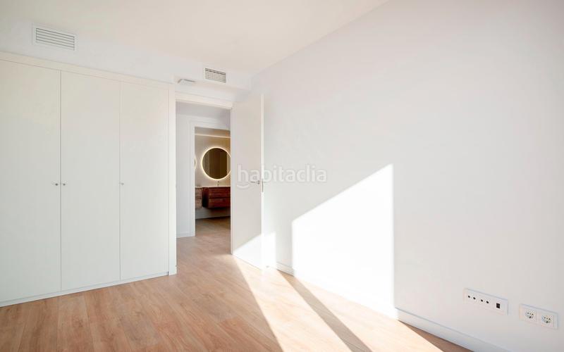 Foto 5b12c8ba-e065-4599-abea-0a1ef6ab7324. Zweistöckige wohnung mit heizung parking pool in Gorg Badalona