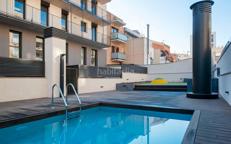 Foto dd4459b0-2780-4cc6-9f94-dab4e7e3b4ff. Zweistöckige wohnung mit heizung parking pool in Gorg Badalona