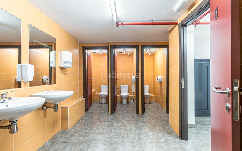 Foto 40058acc-1df4-4029-9f0b-cf03e69a51ba. Location bâtiment à usage industriel dans Sant Andreu de Palomar Barcelona