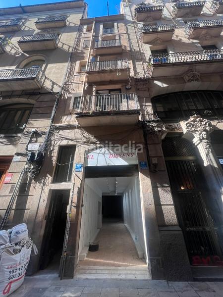 Foto 4ad69cb6-c9e8-462d-b146-e77bea08e345. Geschäftsraum in Gòtic Barcelona