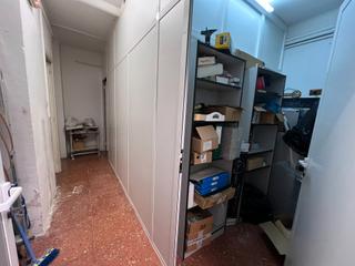 Miete Geschäftsraum  Josep estivill. Local en alquiler, de 87 m2 diafanos, bien ubicado