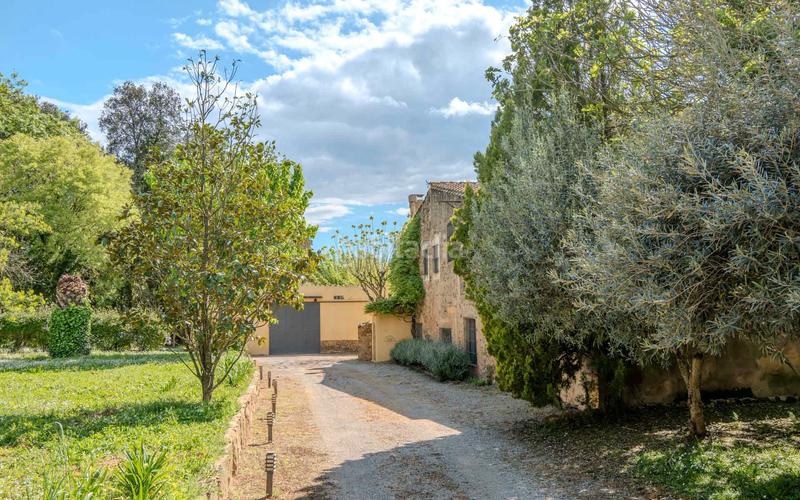 Foto 816140c6-401b-4d08-9070-f94c29cdefed. Casa amb calefacció aparcament piscina a Forallac