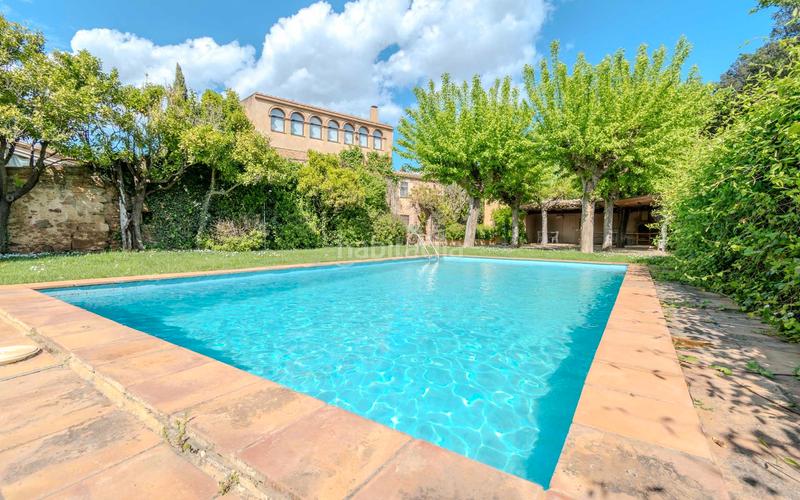 Foto a8f05f08-4997-4736-8e41-abb1d9dcbb75. Casa amb calefacció aparcament piscina a Forallac