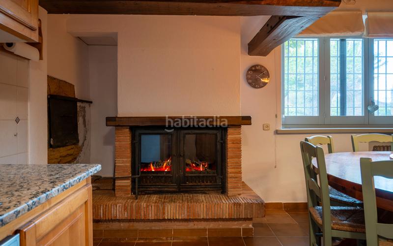 Foto dfc56624-a4d8-4a68-92d4-b7085d015aa2. Casa amb calefacció aparcament piscina a Forallac