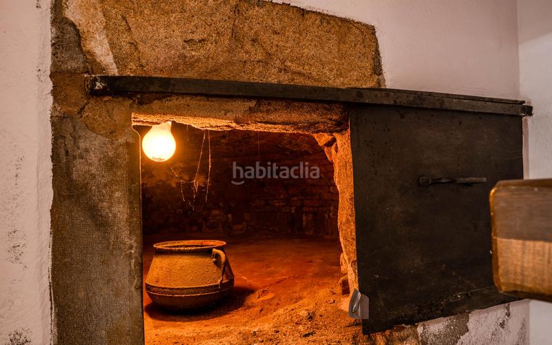 Foto ec4dd033-dffe-4b02-9b03-cc47db2da6a2. Casa amb calefacció aparcament piscina a Forallac