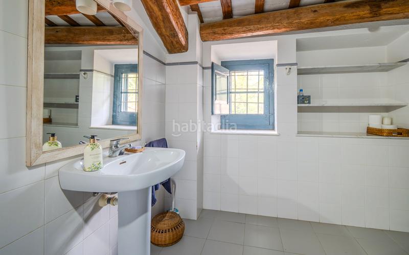 Foto fa7f35cc-afb8-4640-beb9-a16ed0859915. Casa amb calefacció aparcament piscina a Forallac