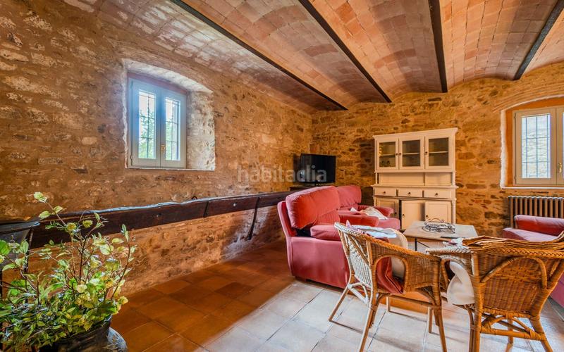 Foto fb85b392-e1d1-451c-bfa8-4b1daf93705a. Casa amb calefacció aparcament piscina a Forallac