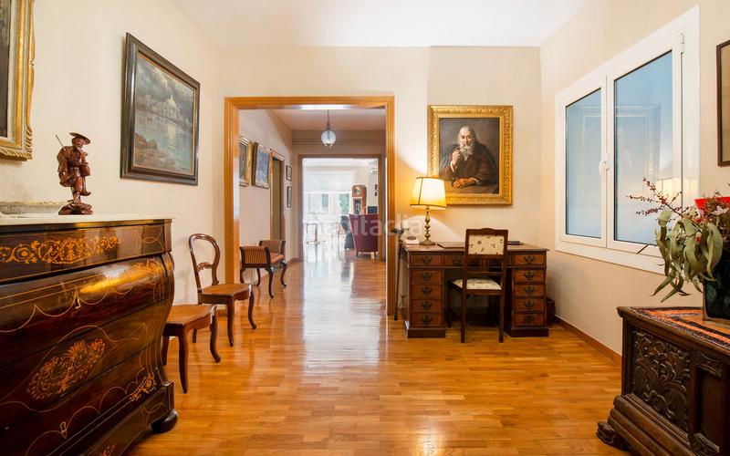 Foto 2d6852fe-6b25-457b-ac4b-5a808d38fc20. Piso  en venta en sant gervasigalvany con 6 habitaciones y terraza, en Barcelona