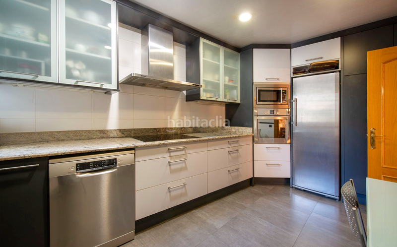 Foto 440c0ba8-1abd-4992-a4ce-180859dba4de. Piso  en venta en sant gervasigalvany con 6 habitaciones y terraza, en Barcelona