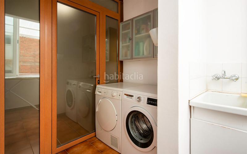Foto aec5a6de-c840-4b9a-ac26-ee4f140ea9cc. Piso  en venta en sant gervasigalvany con 6 habitaciones y terraza, en Barcelona