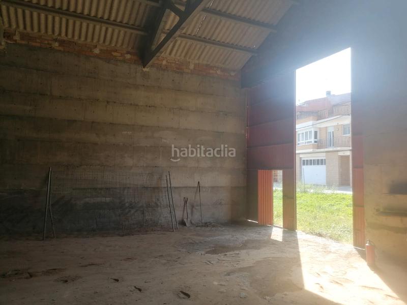 Foto 0e13a287-a6e8-4175-b313-a69129fd0d94. Wohngrundstück in Linyola