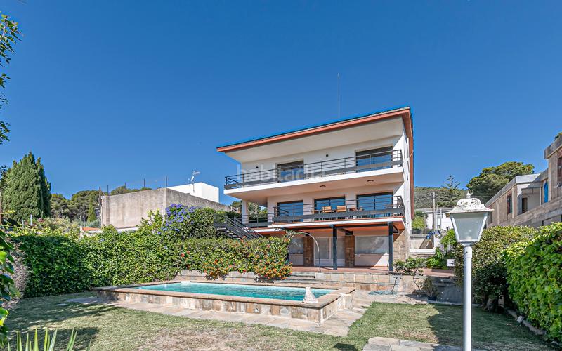 Foto 02e53d16-7621-414d-b8cc-ac22dcebbc45. Casa con riscaldamento parcheggio piscina in Montmar Castelldefels