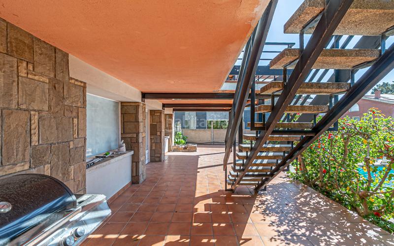 Foto 07551145-8ecd-4e5f-8691-cea28d70004a. Casa con riscaldamento parcheggio piscina in Montmar Castelldefels