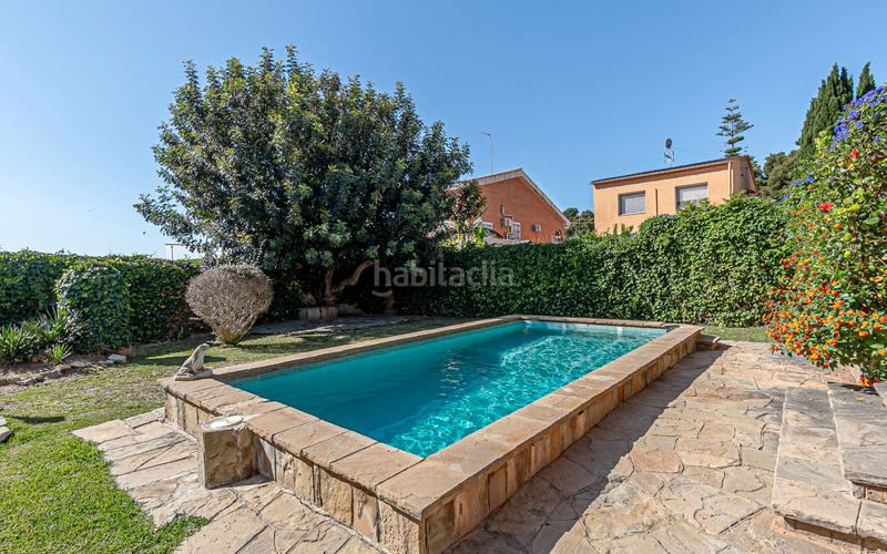 Foto 7485522a-9a96-43b7-9cda-b3a3ead7e6f8. Casa con riscaldamento parcheggio piscina in Montmar Castelldefels