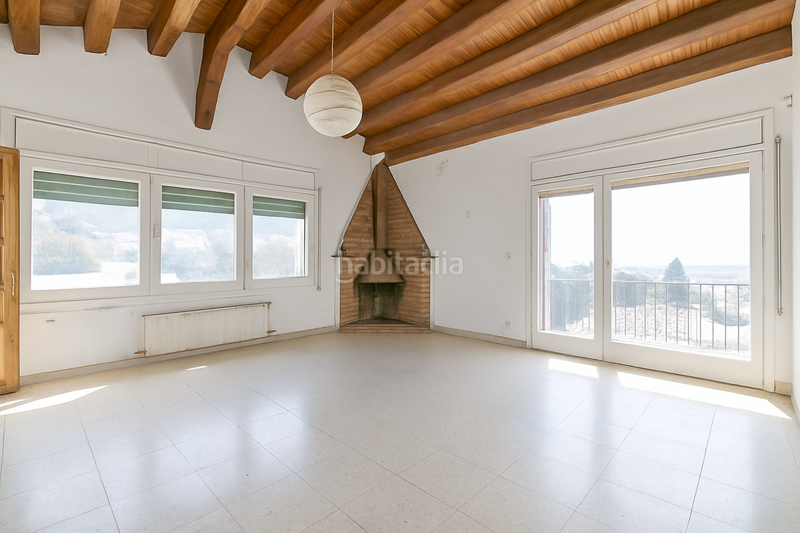 Foto 81c2fb1e-9213-493d-bc9d-910df4b460d6. Casa con riscaldamento parcheggio piscina in Montmar Castelldefels