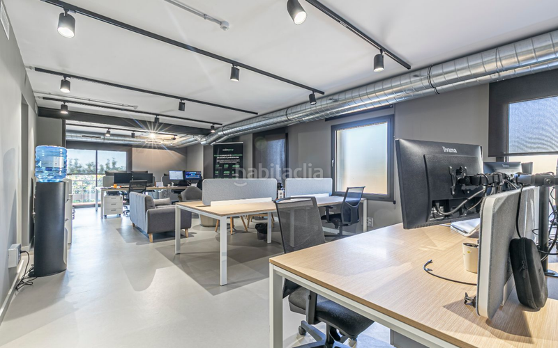 Foto bc8284e9-c829-4eff-8ee8-90e044657fdb. Casa con riscaldamento parcheggio piscina in Montmar Castelldefels