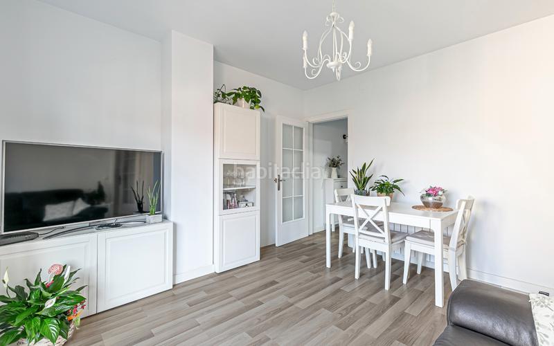 Foto e6cae650-2451-4a62-ad4b-985ef18c91e8. Pis amb calefacció a Nord Oest - Can Noguera Garriga (La)