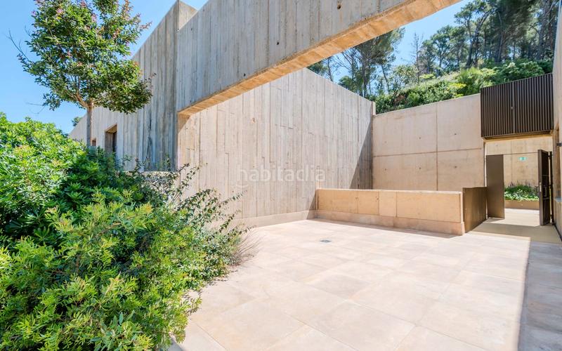 Foto 3924198f-0415-49bd-823c-8651616a1cd9. Alquiler piso  en alquiler en sa riera con 3 habitaciones, parking, jardín y piscinas comunitarias, girona en Begur