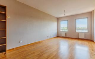 Pis  Monasterios de suso y yuso. Piso en venta en montecarmelo con 2 habitaciones y parking, madr