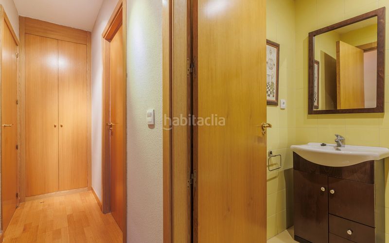 Foto 9a5142a7-0705-458d-90d1-771f7b886005. Pis amb calefacció aparcament a Montecarmelo Madrid