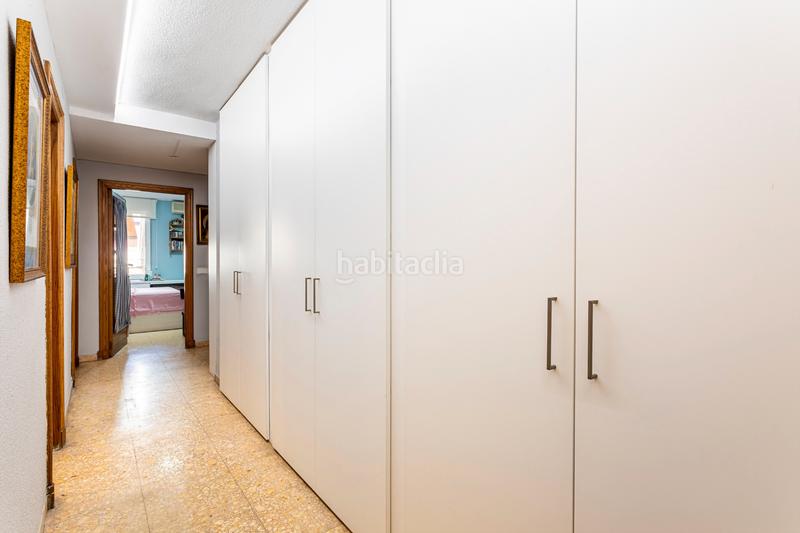 Foto 4a803551-c13d-4c6c-877d-4fe9c7f123e8. Pis amb calefacció aparcament a Sant Francesc Valencia