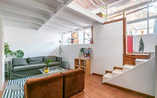 Dachwohnung  Cera. Piso en venta en el raval, con 1 habitación y terraza, barcelona