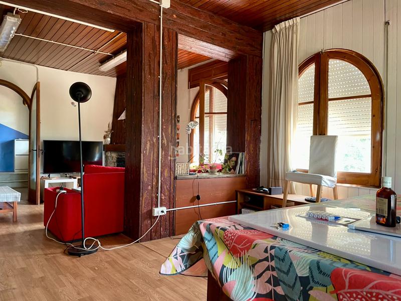 Foto 675c29cc-97da-4716-add3-15019c41d2a2. Casa amb calefacció aparcament a Canaletes - Turonet Cerdanyola del Vallès