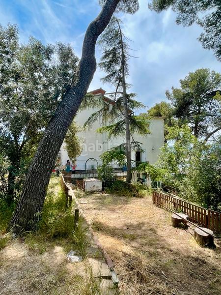 Foto 747b5a37-2f37-4a02-86bf-b55b68a61894. Casa amb calefacció aparcament a Canaletes - Turonet Cerdanyola del Vallès