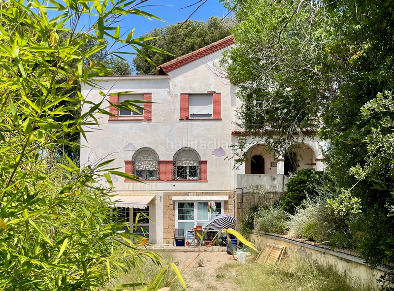 Foto b03f103a-d3d3-477f-8224-d0d195159bc3. Casa amb calefacció aparcament a Canaletes - Turonet Cerdanyola del Vallès