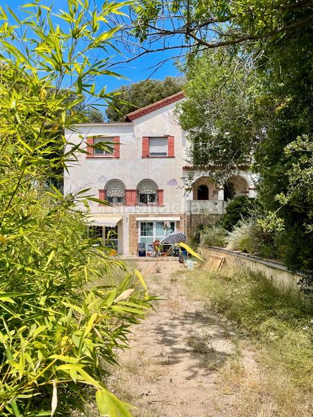 Foto ba82556d-4b08-4f35-901e-9917b01f42a5. Casa amb calefacció aparcament a Canaletes - Turonet Cerdanyola del Vallès