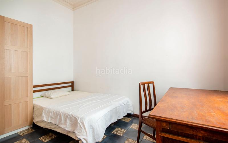 Foto 6c6fd96f-cc82-4ef3-94a3-5d03cc0c9d43. Flat with heating in Gòtic Barcelona