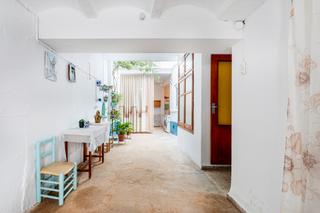 Casa  Bechinos. Casa en venta en chiva con 3 habitaciones y terraza, valencia