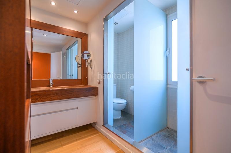 Foto 7553a891-dc24-499c-b5af-91168d4b5d8b. Piso  en venta en la nova esquerra de leixample con 3 habitaciones y balcón, en Barcelona