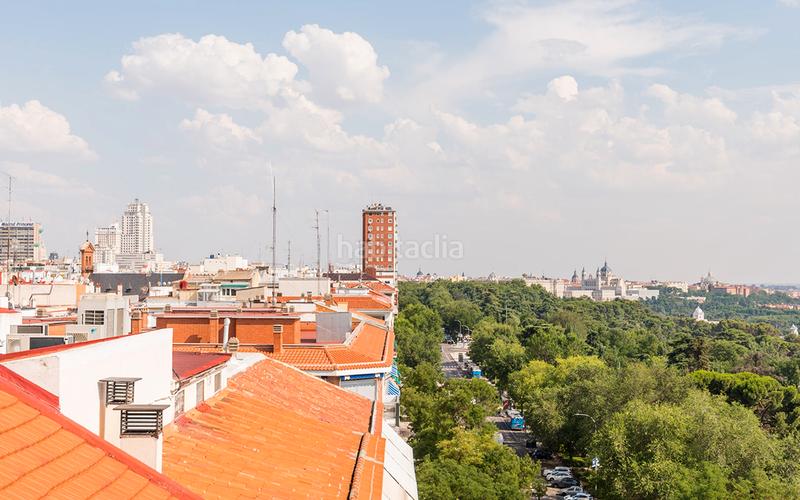 Foto 84b00497-923f-4abd-b255-9f565996723f. Alquiler piso  en alquiler en argelles con 3 habitaciones, terraza y vistas impresionantes, en Madrid