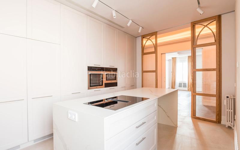 Foto b4278153-a421-40f7-883e-765217e1d282. Alquiler piso  en alquiler en argelles con 3 habitaciones, terraza y vistas impresionantes, en Madrid