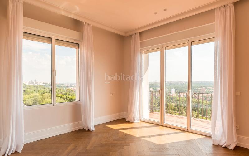 Foto b54803aa-82b3-4f4e-99c7-7b044960280d. Alquiler piso  en alquiler en argelles con 3 habitaciones, terraza y vistas impresionantes, en Madrid