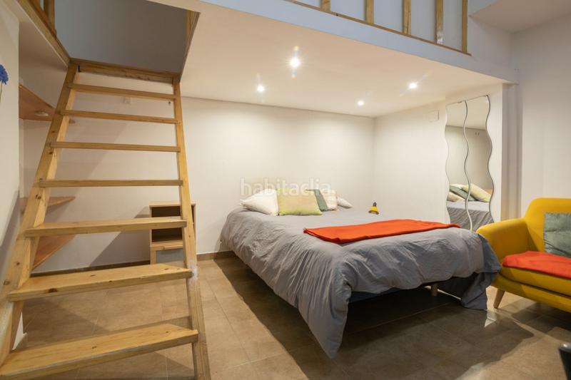 Foto 23d3709f-2beb-4886-ad06-35ad3c1679ef. Local comercial a Barri de les Corts Barcelona