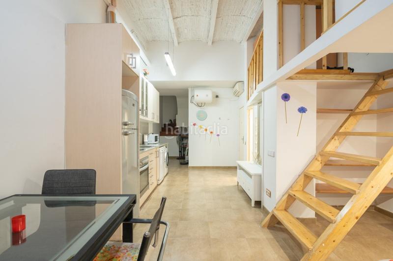 Foto b70a782e-90a7-45cd-9f75-acb604510305. Local comercial a Barri de les Corts Barcelona