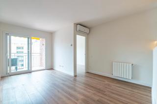 Etagenwohnung  Alí bei. Piso en venta el fort pienc con 2 habitaciones, reformado a estr
