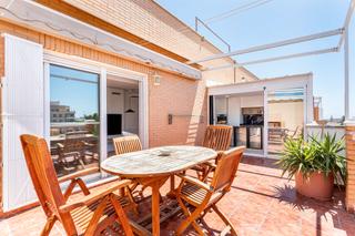 Àtic  9 de octubre. Ático en venta en puerto de sagunto con 3 habitaciones y terraza