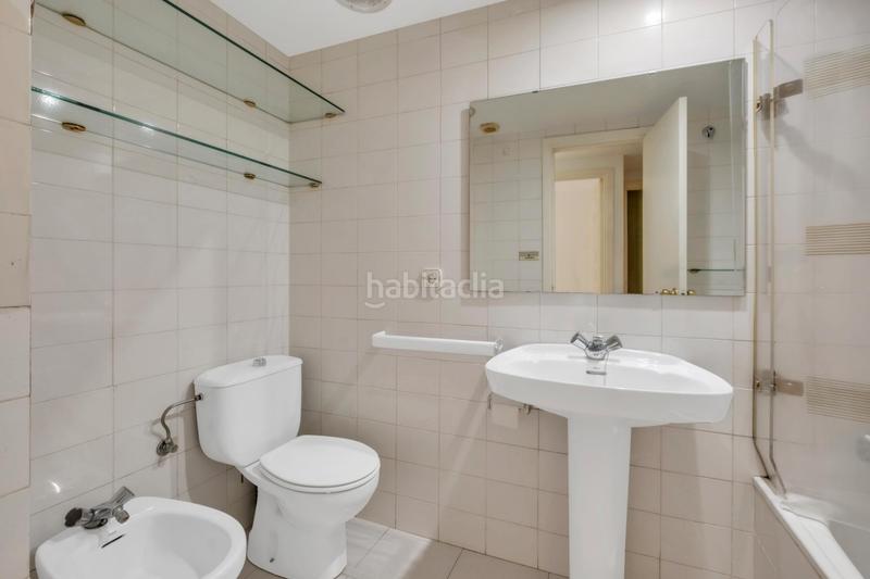 Foto f9182887-5e05-463e-b33f-9d87dfa9d1f0. Piso pis acollidor a santa clara, ideal com a piedàterre per viure la ciutat amb calma en Girona