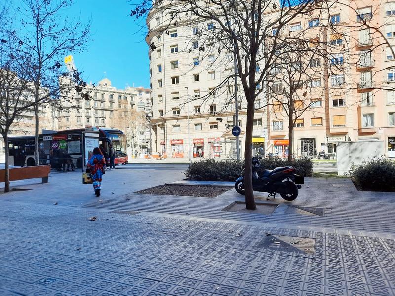 Foto 5bae5169-559f-4f94-beed-1bf8a8ed48be. Alquiler local comercial  en alquiler en calle valència, en Barcelona