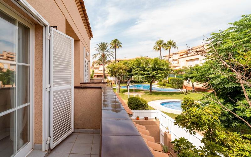 Foto 28ad1f59-a100-44a8-813d-6f415482847d. Casa  en venta con 2 habitaciones y piscina comunitaria, tarragona en Altafulla