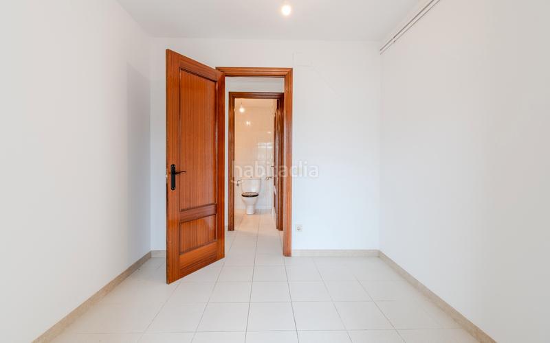 Foto e524ceba-abeb-4c56-8f91-4e94e9b3edbe. Piso  en venta con 4 habitaciones y terraza, girona en Caldes de Malavella