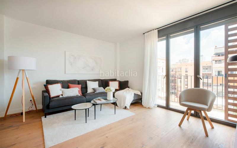 Foto 1ee3e186-2bae-40b5-90e7-7b9d57c4c219. Alquiler ático  en alquiler de temporada en lantiga esquerra de leixample con 3 habitaciones, 2 baños y una gran terraza, en Barcelona