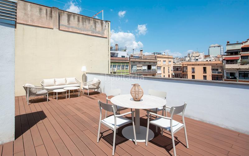 Foto d4b64d66-150c-4b0c-b254-832593b4e838. Alquiler ático  en alquiler de temporada en lantiga esquerra de leixample con 3 habitaciones, 2 baños y una gran terraza, en Barcelona