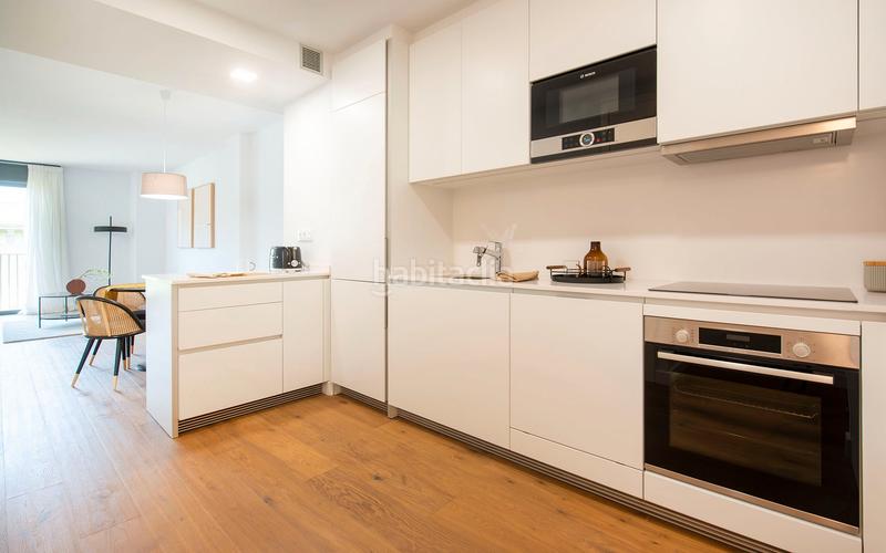 Foto 28ea3843-5922-4fef-b198-58114630af58. Alquiler ático  en alquiler de temporada en lantiga esquerra de leixample con 3 habitaciones, 2 baños y una gran terraza, en Barcelona
