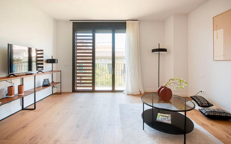 Foto 99cf0c2e-5a5b-4732-9277-d8749acf1ede. Alquiler ático  en alquiler de temporada en lantiga esquerra de leixample con 3 habitaciones, 2 baños y una gran terraza, en Barcelona