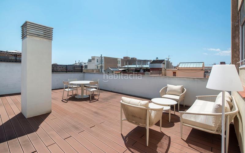 Foto e3d05f18-8a87-4d5c-a324-2278da40427c. Alquiler ático  en alquiler de temporada en lantiga esquerra de leixample con 3 habitaciones, 2 baños y una gran terraza, en Barcelona